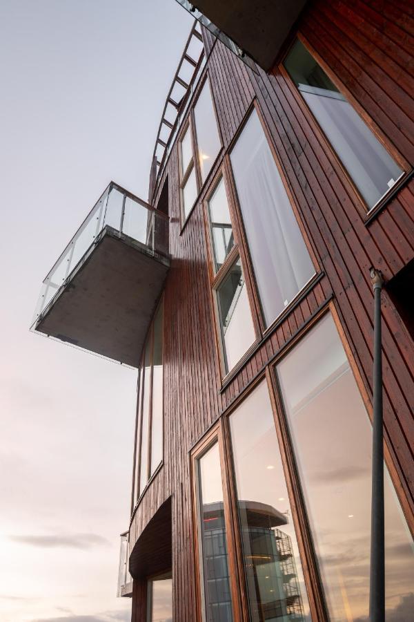 Nordis Apartments - Torget 21 Svolvær Exterior foto